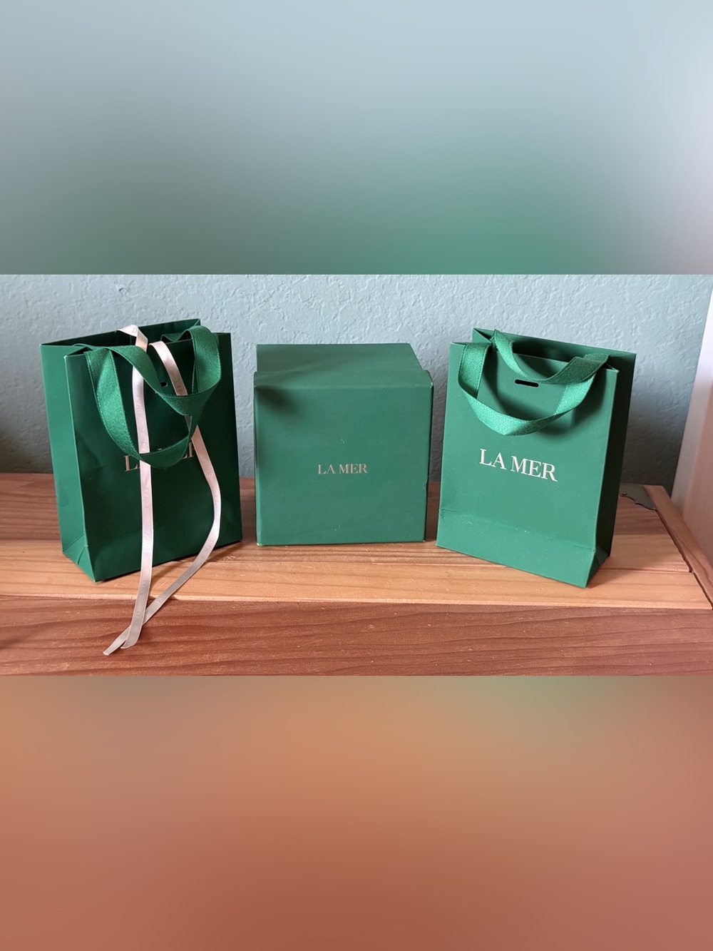 La Mer Luxury Gift Box & 2 Shopping Bags Green Empty Packaging